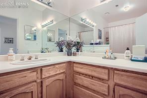 585 Observatory Drive