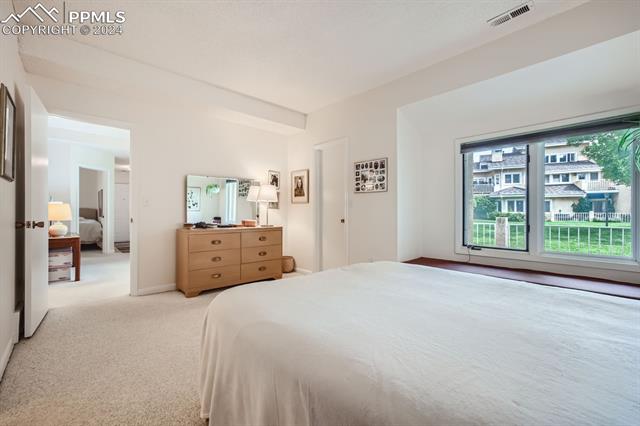 585 Observatory Drive