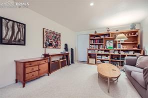 585 Observatory Drive