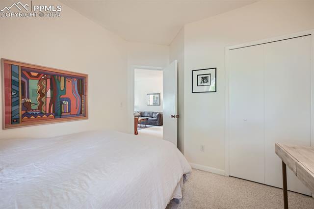 585 Observatory Drive