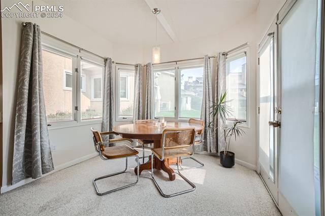 585 Observatory Drive