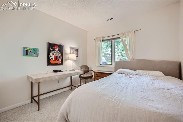 585 Observatory Drive