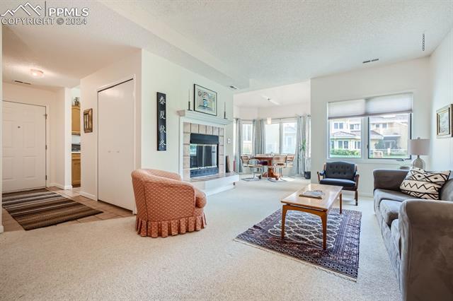 585 Observatory Drive