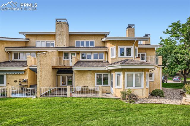 585 Observatory Drive