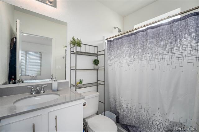 18270 E 49th Place