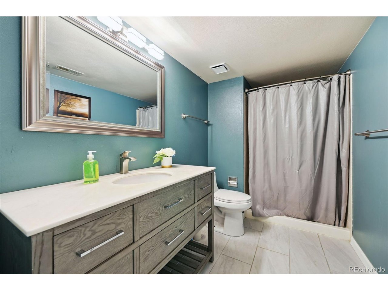 5465 Broadmoor Bliff Dr