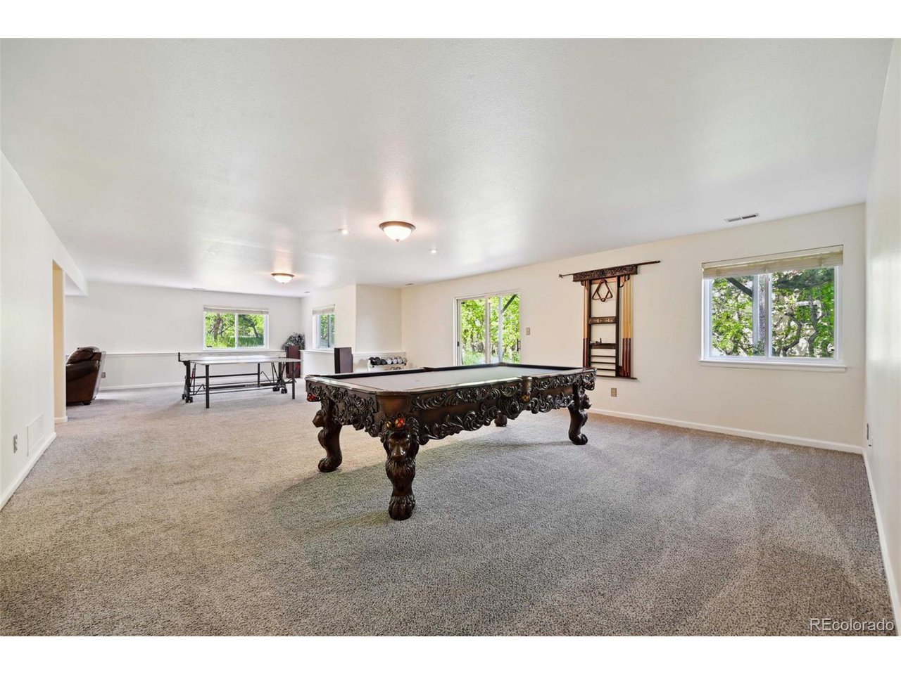 5465 Broadmoor Bliff Dr