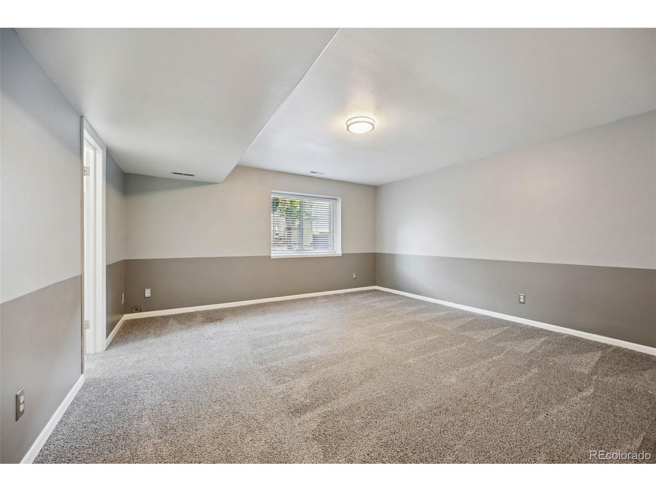 5465 Broadmoor Bliff Dr