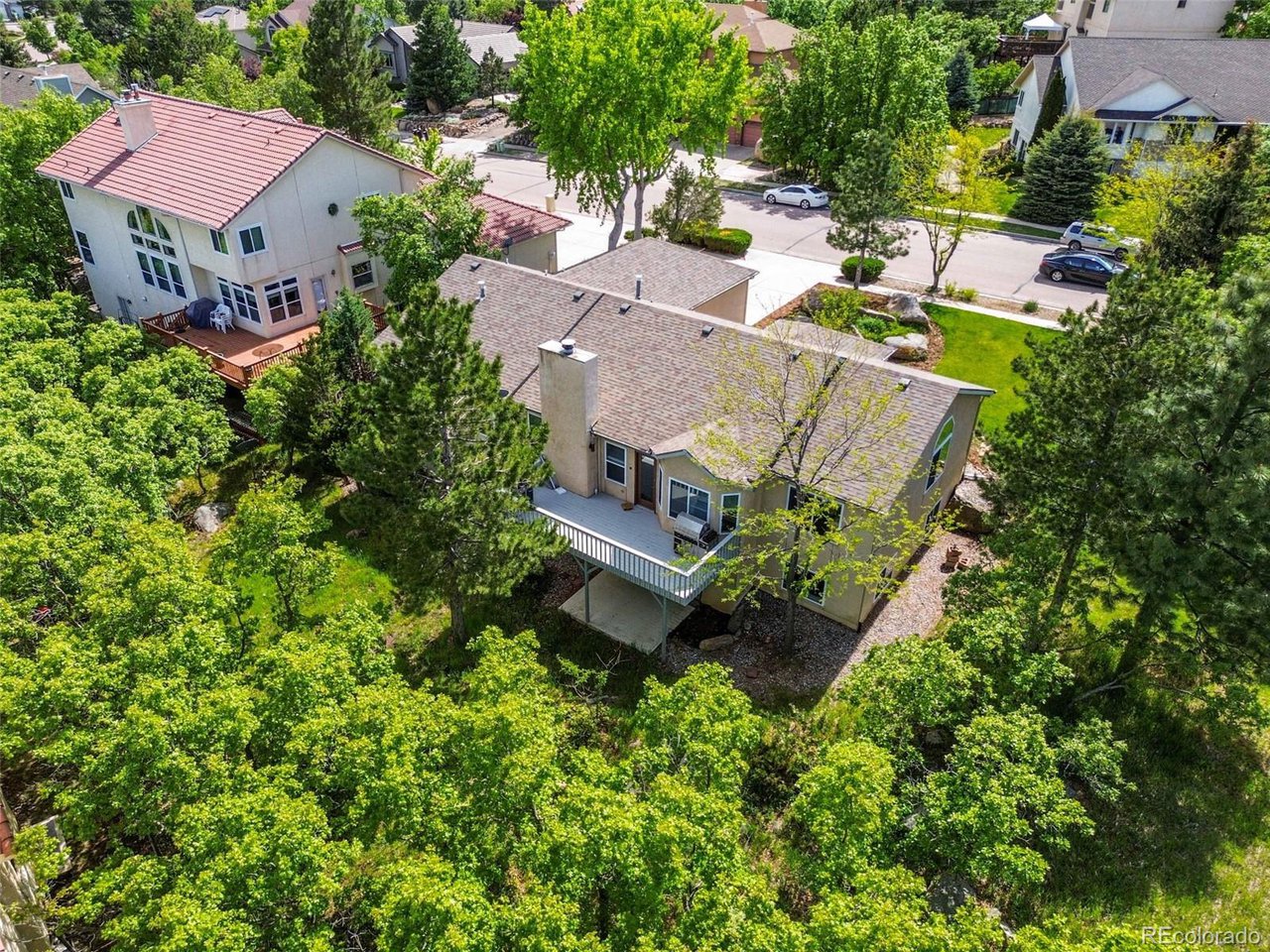 5465 Broadmoor Bliff Dr