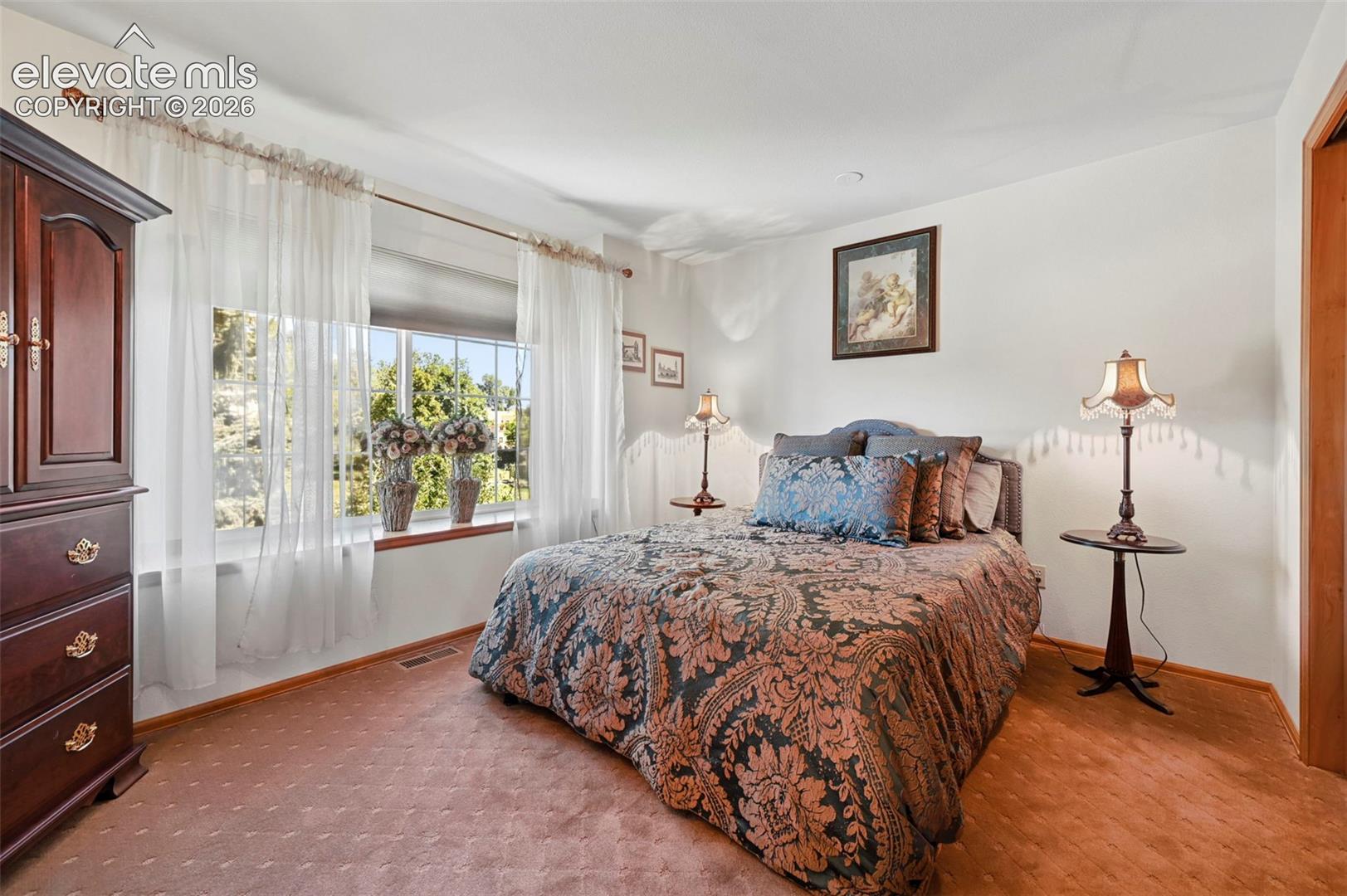 2527 Craycroft Drive