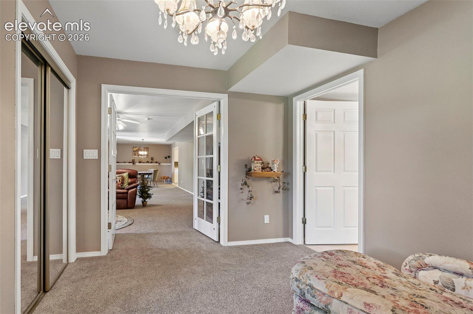 2527 Craycroft Drive