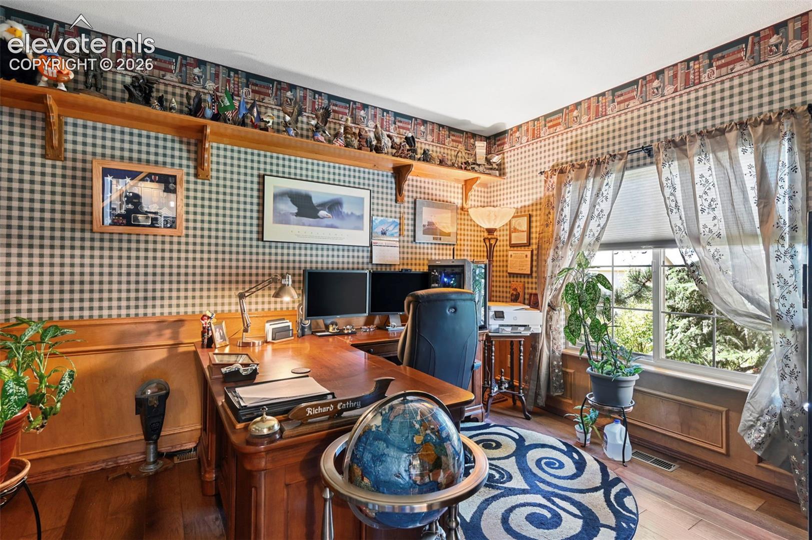 2527 Craycroft Drive