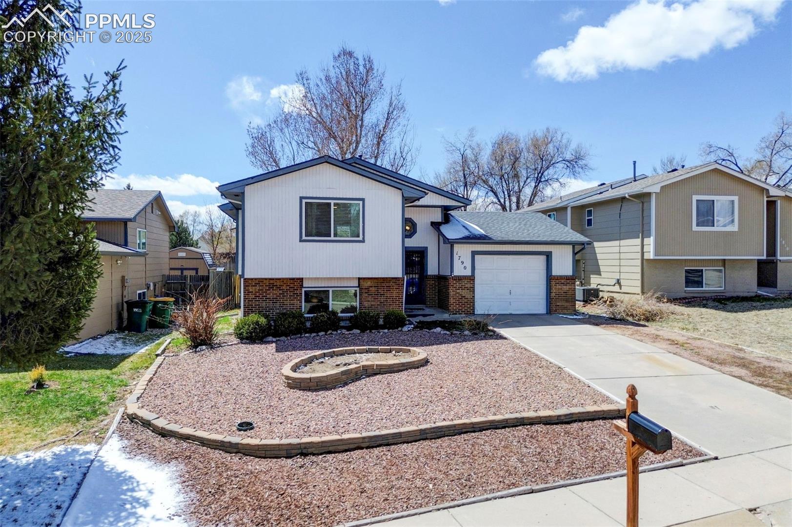 1790 Moran Court
