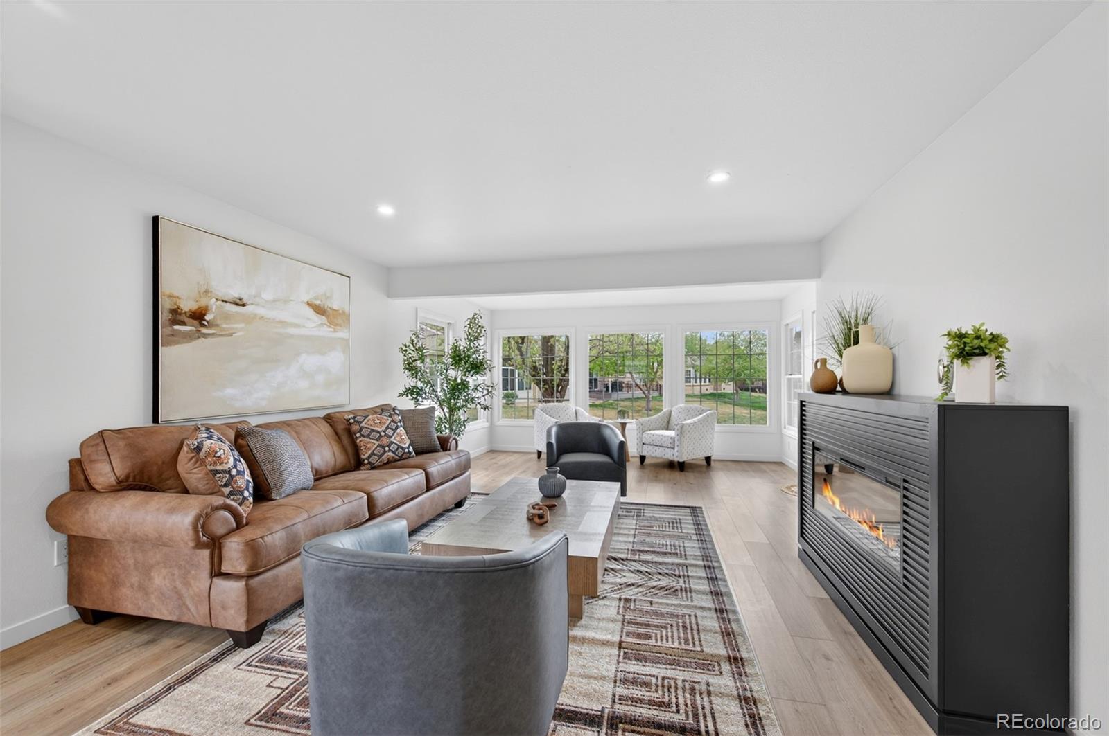 8943 Greenspointe Lane