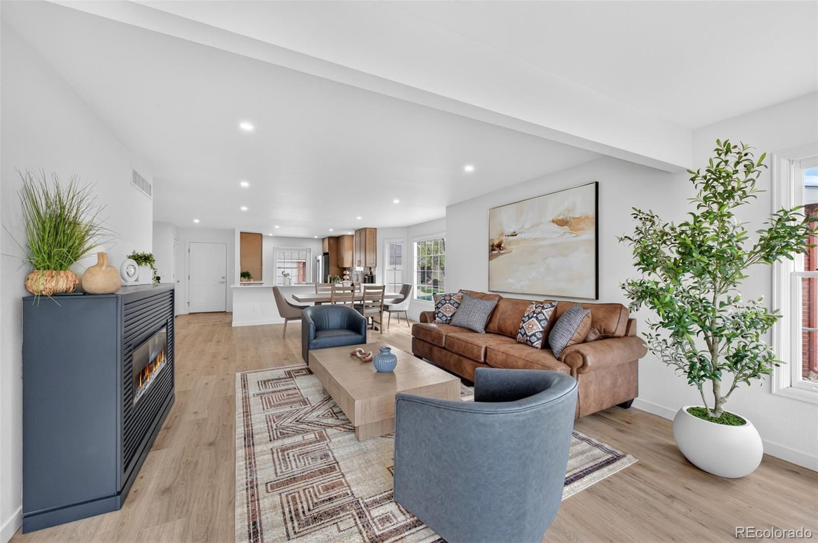 8943 Greenspointe Lane