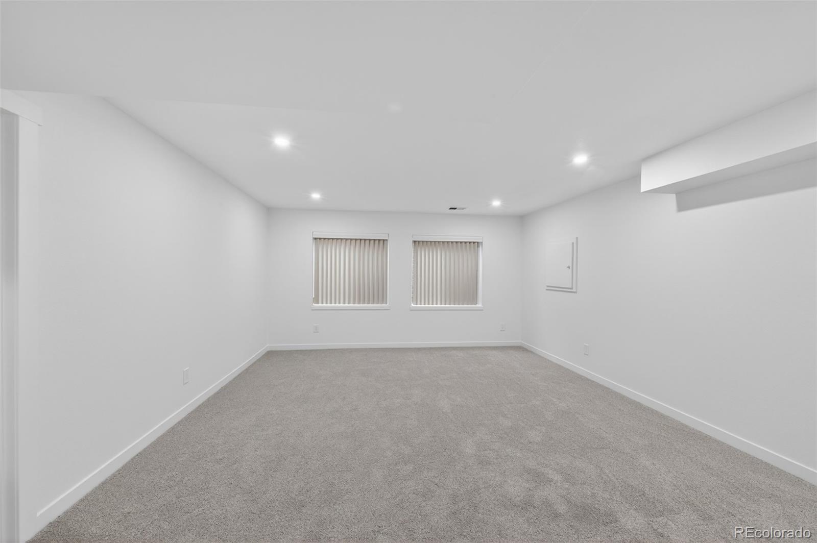 8943 Greenspointe Lane