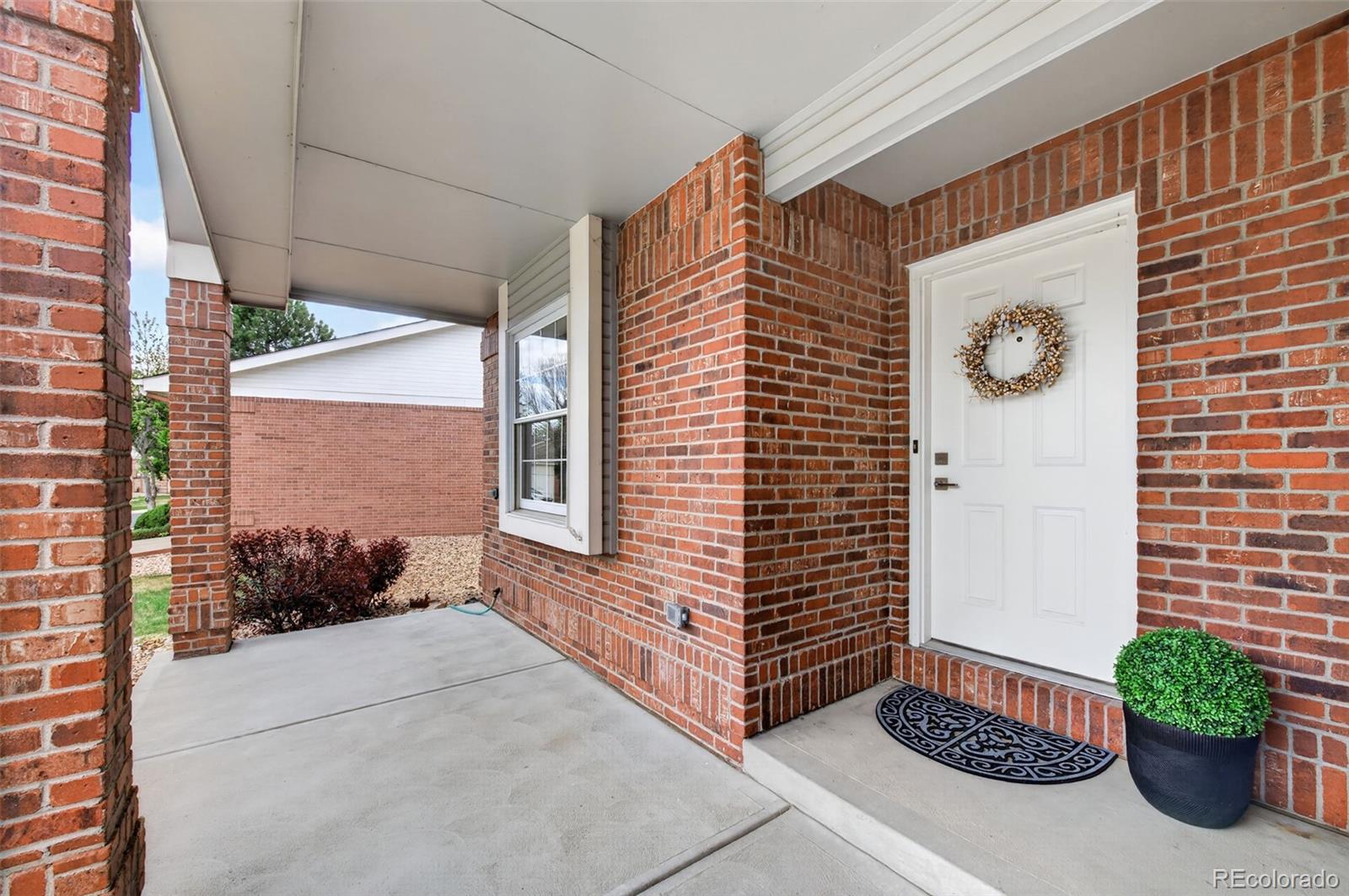 8943 Greenspointe Lane