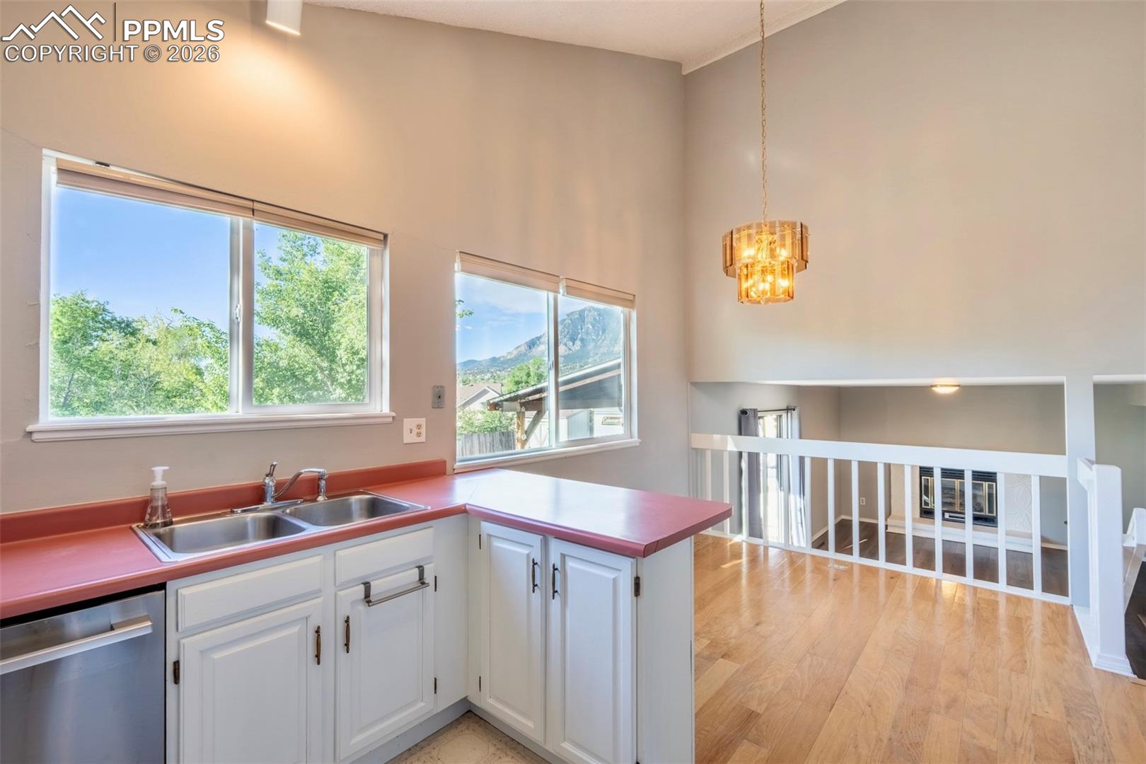 955 Crosstrail Drive