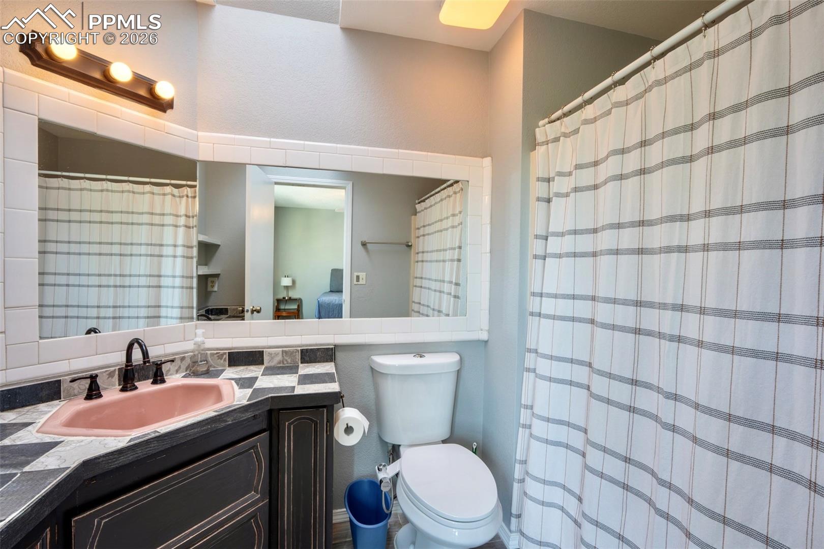 955 Crosstrail Drive