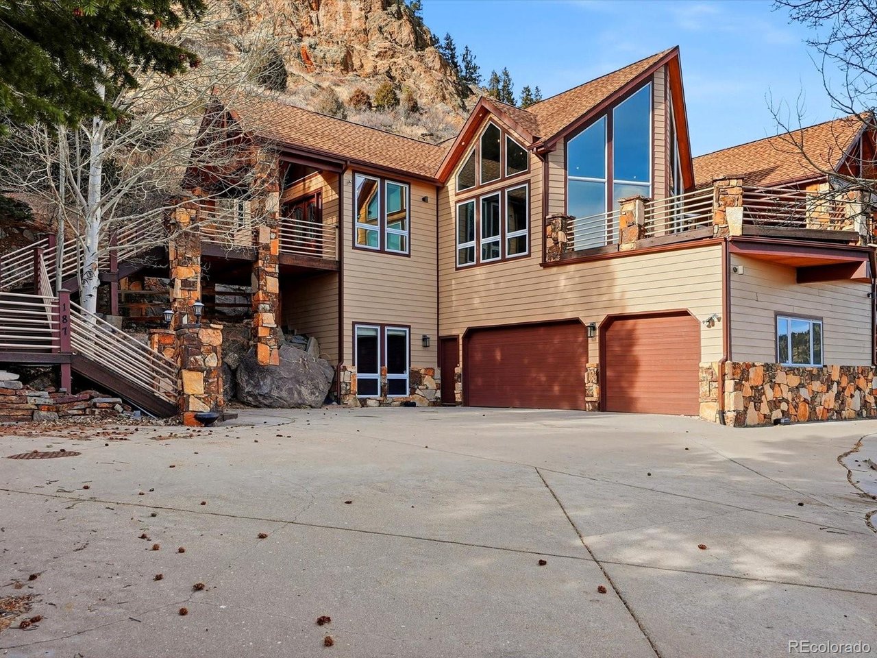 187 Fox Ridge Dr