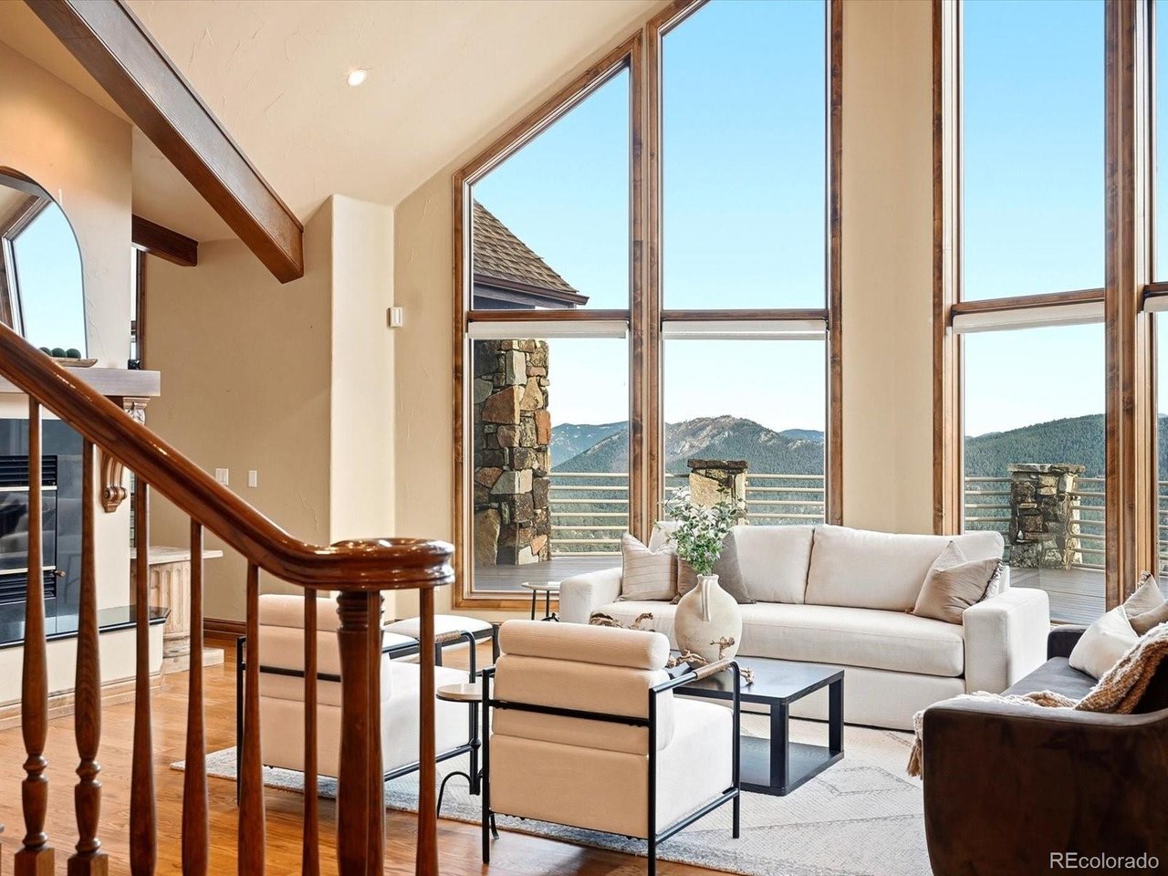187 Fox Ridge Dr