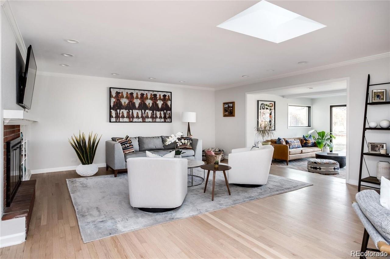 905 S Harrison Street