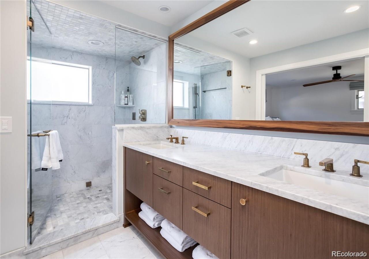 905 S Harrison Street