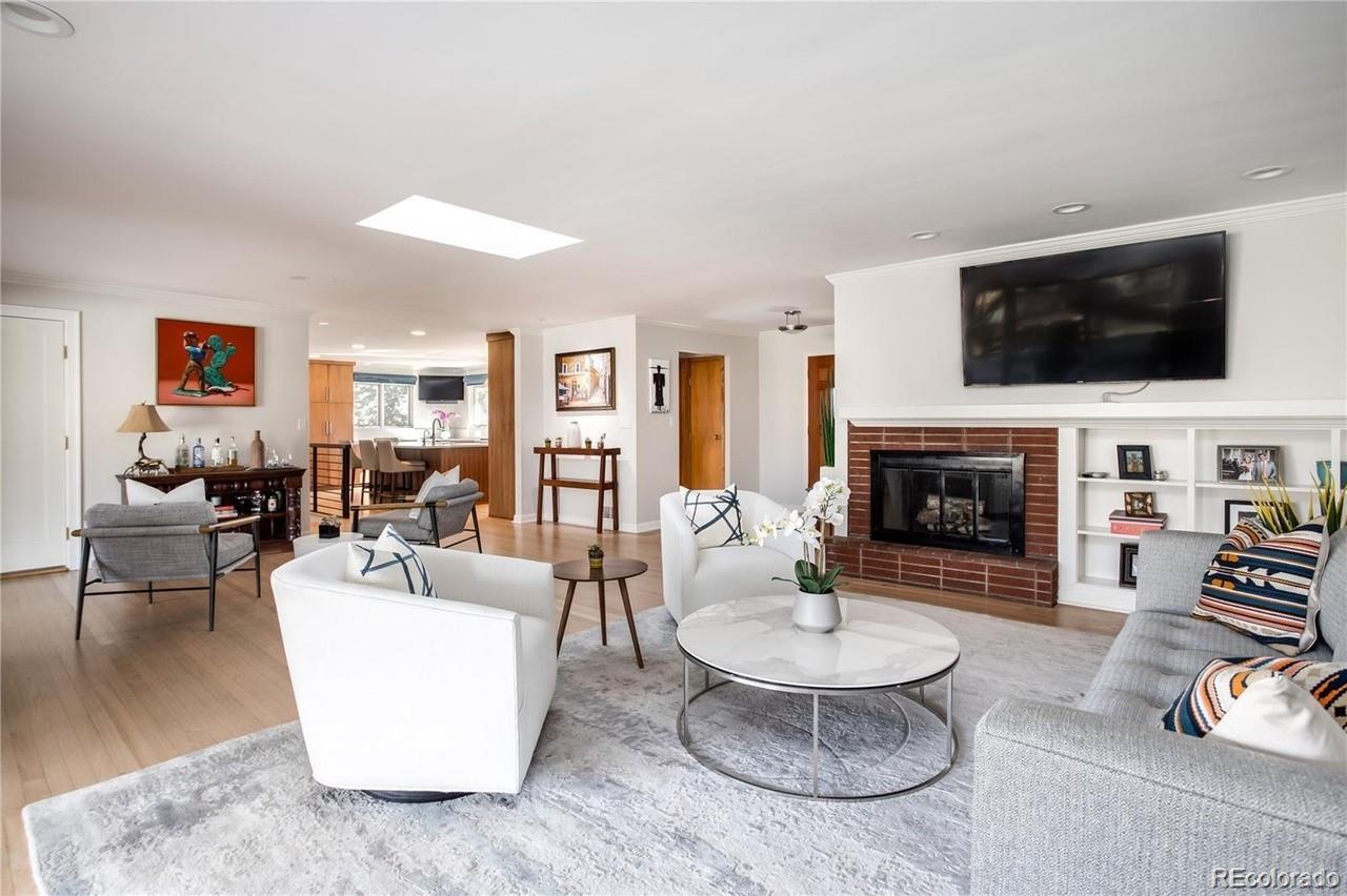 905 S Harrison Street