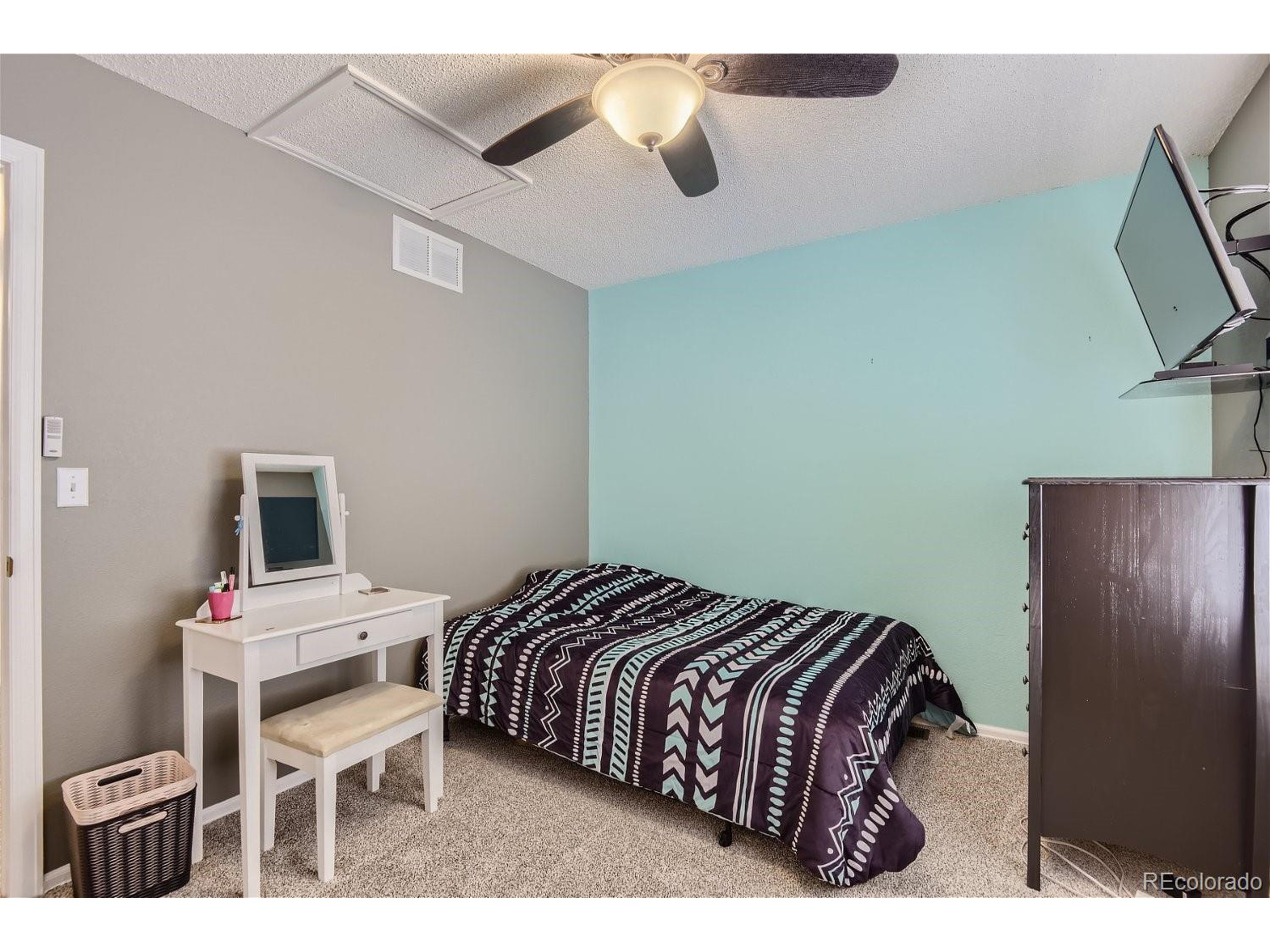 22052 E Princeton Cir