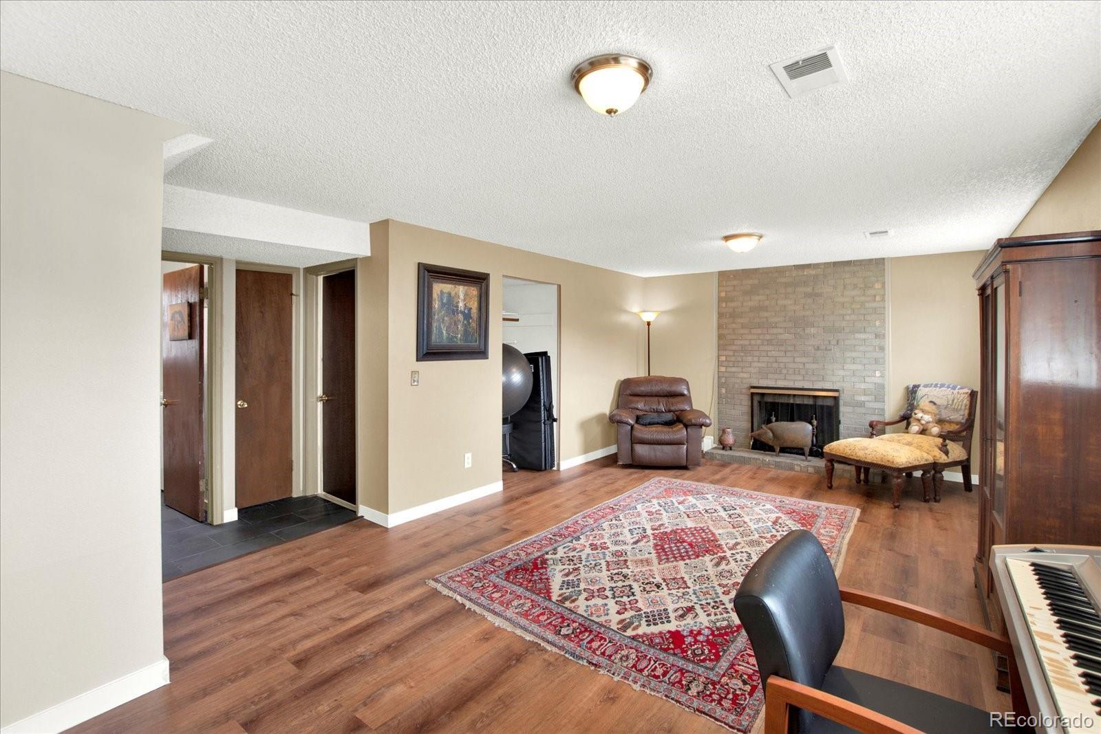 1565 S Helena Circle