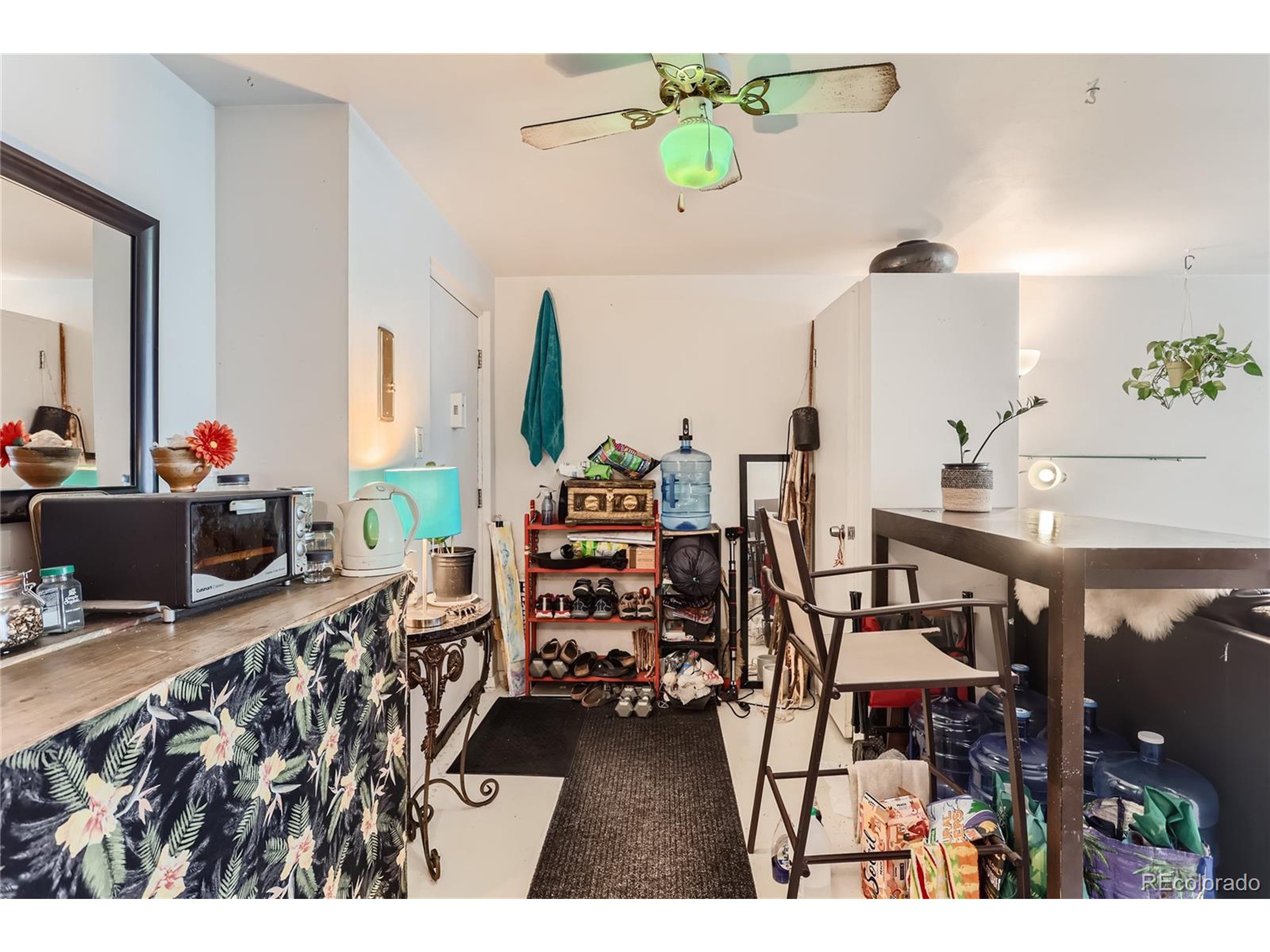 855 N Pennsylvania St 103