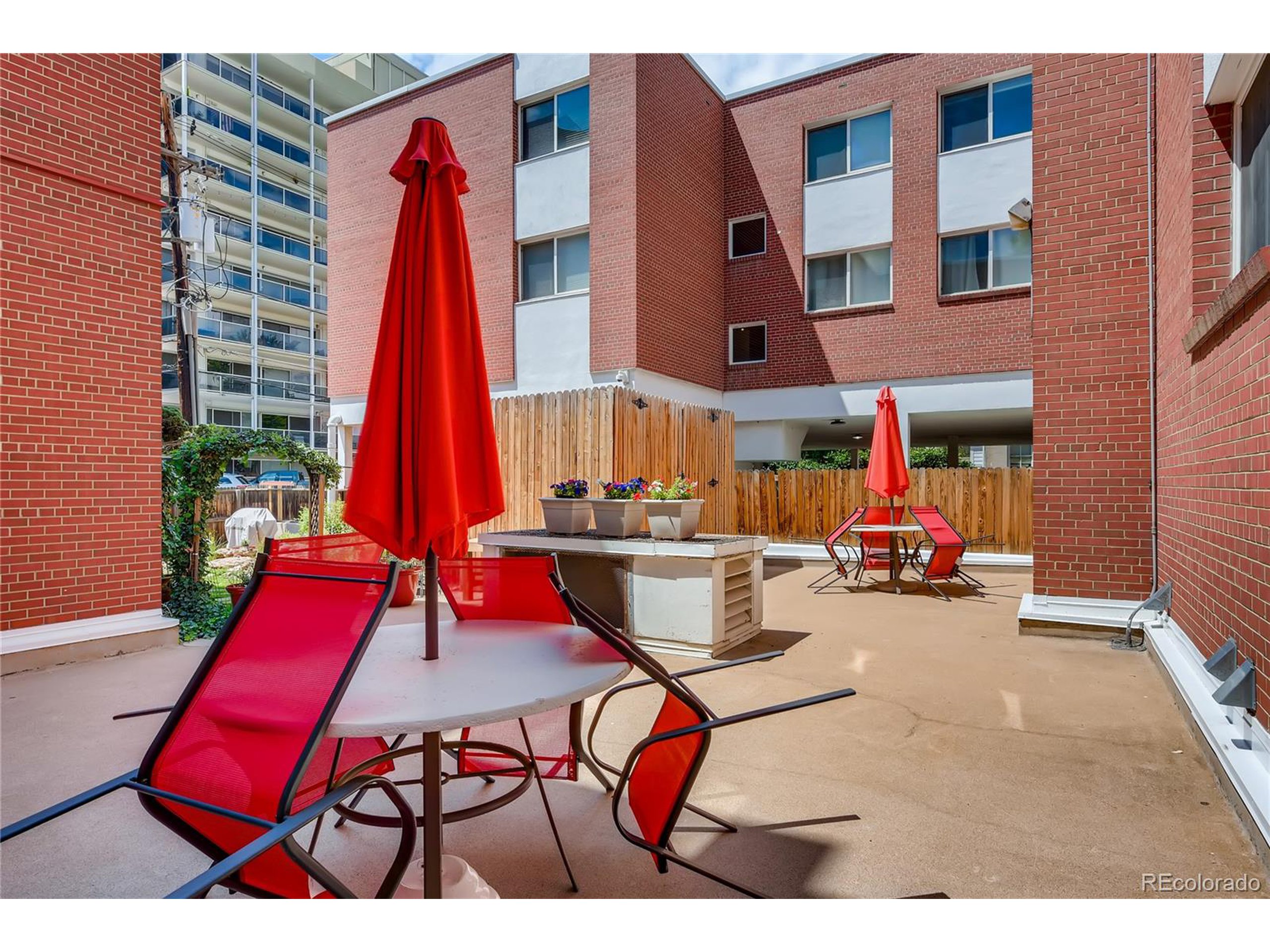 855 N Pennsylvania St 103