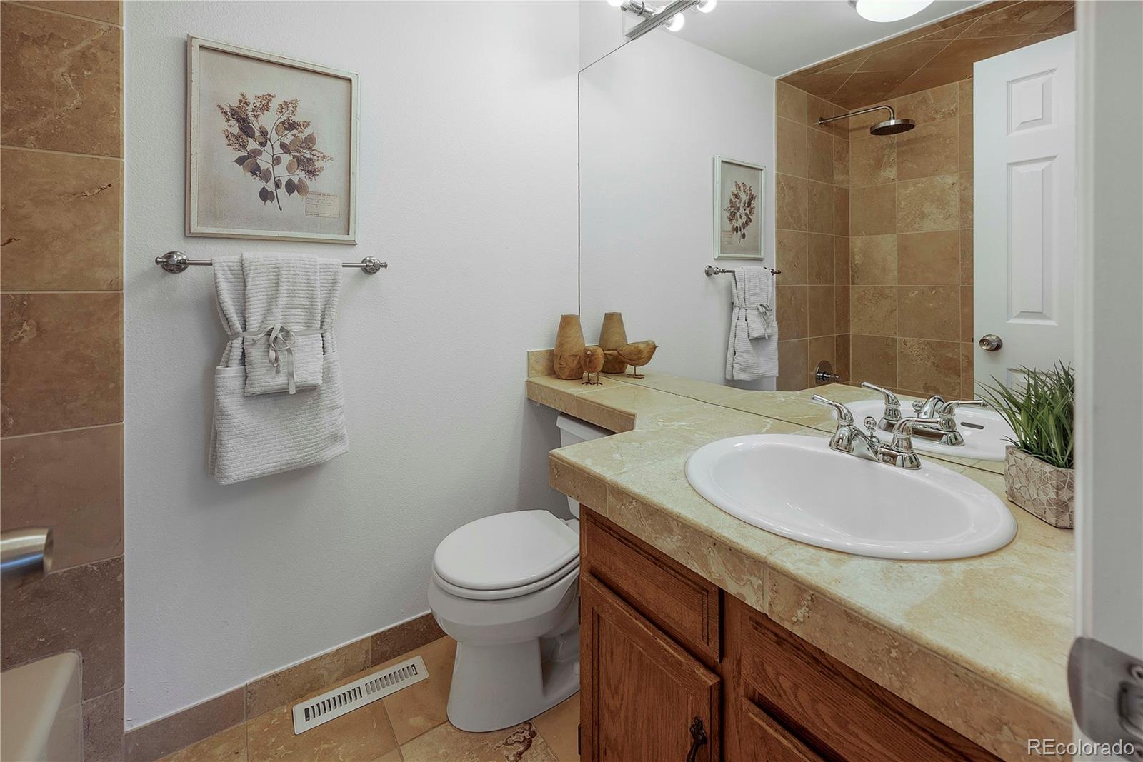 7069 E Briarwood Circle