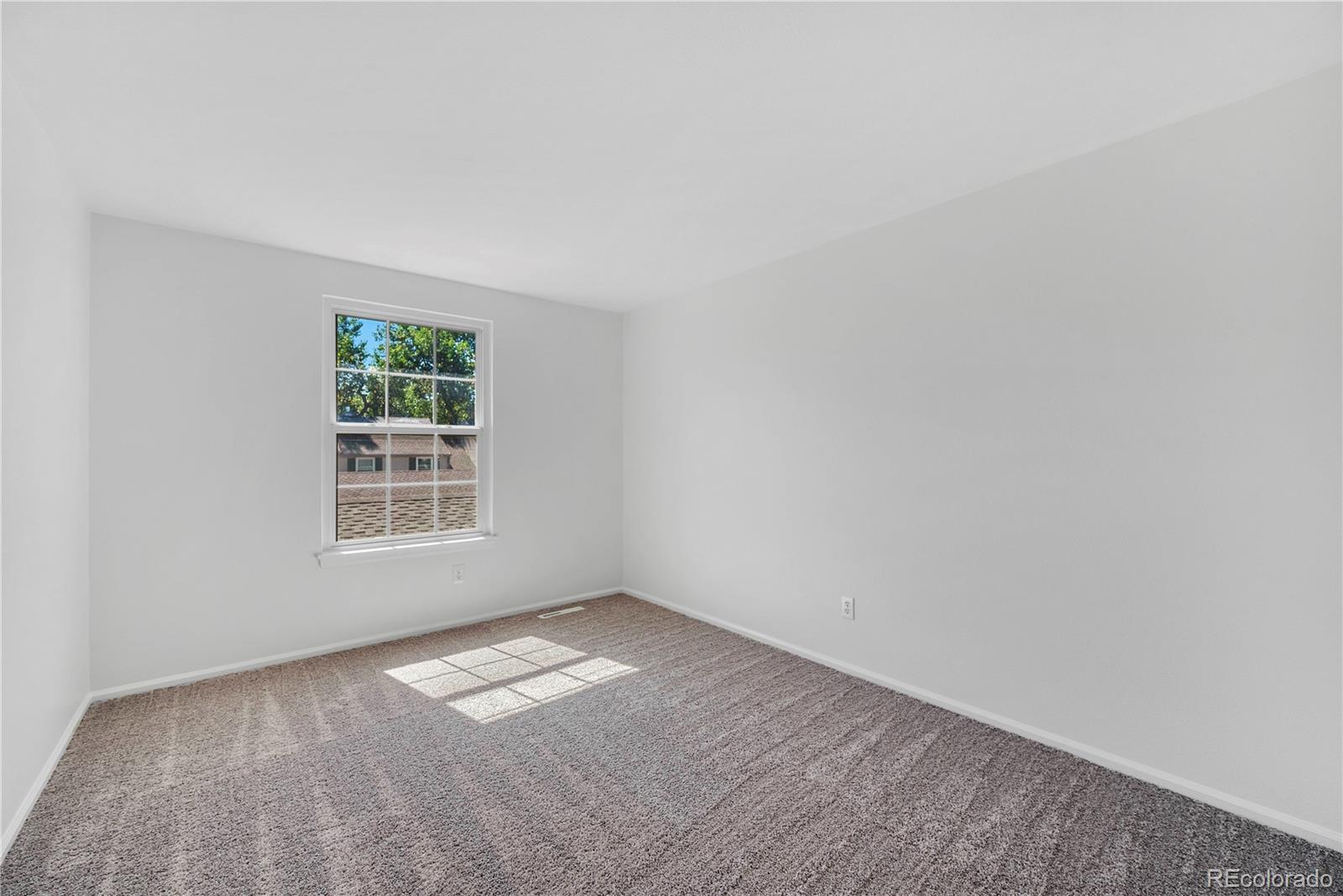 7069 E Briarwood Circle