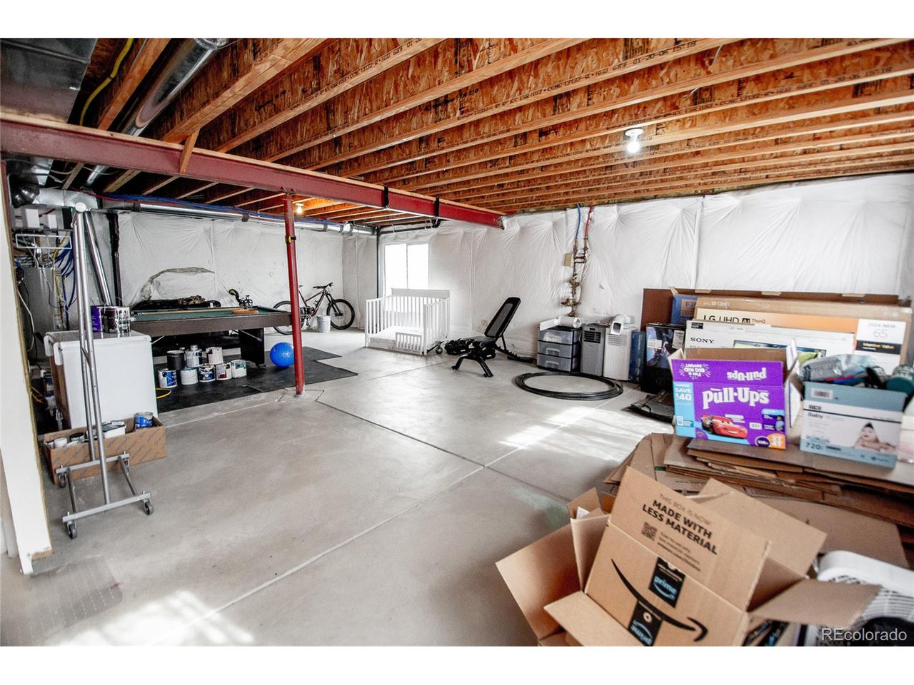 1786 Quartz St