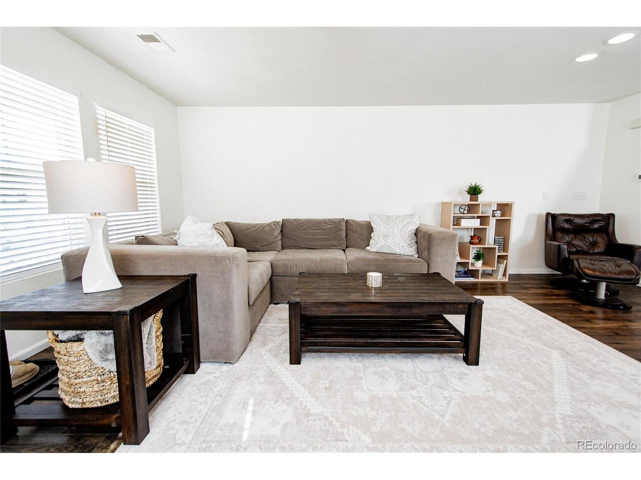 1786 Quartz St