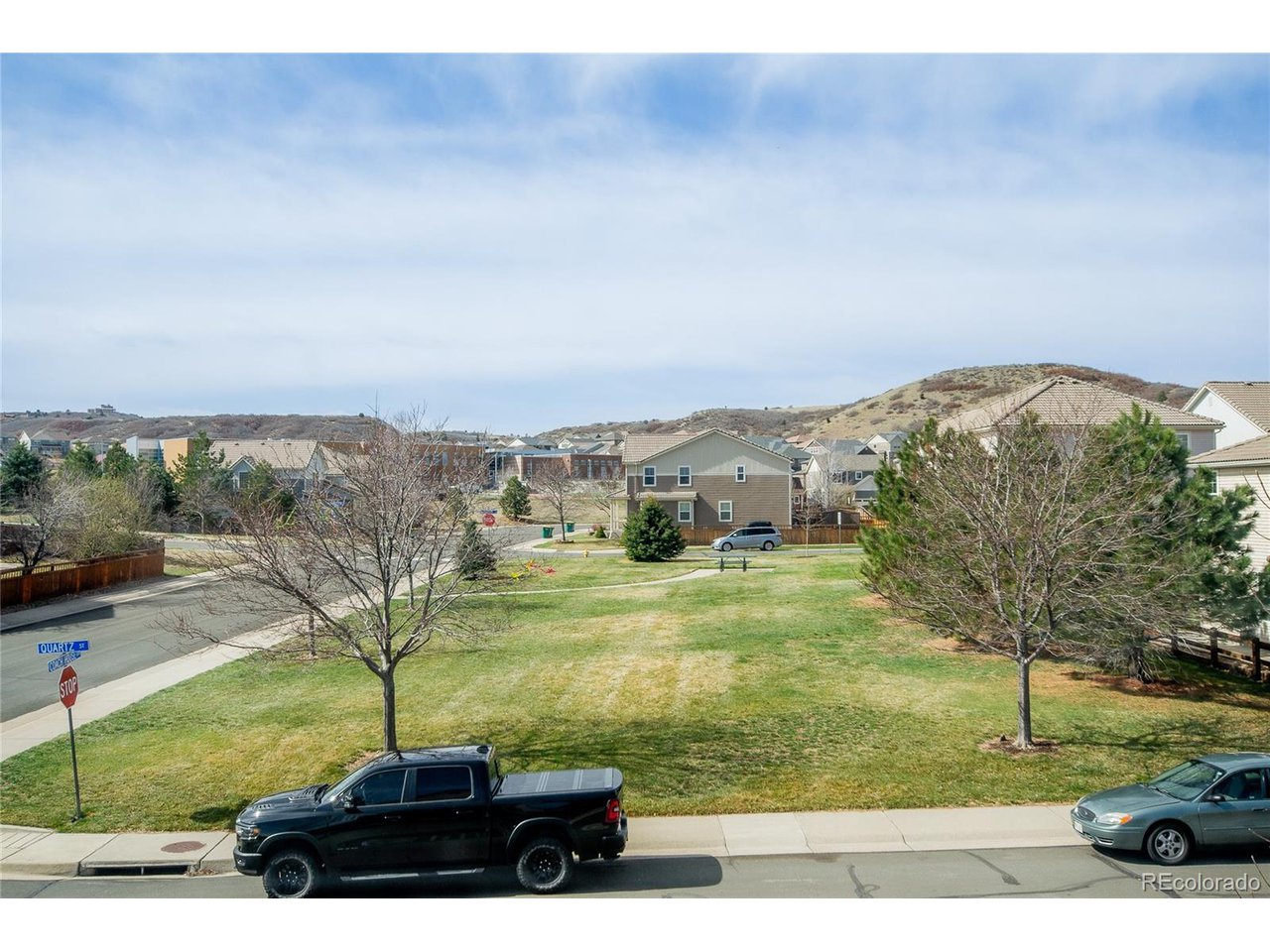 1786 Quartz St