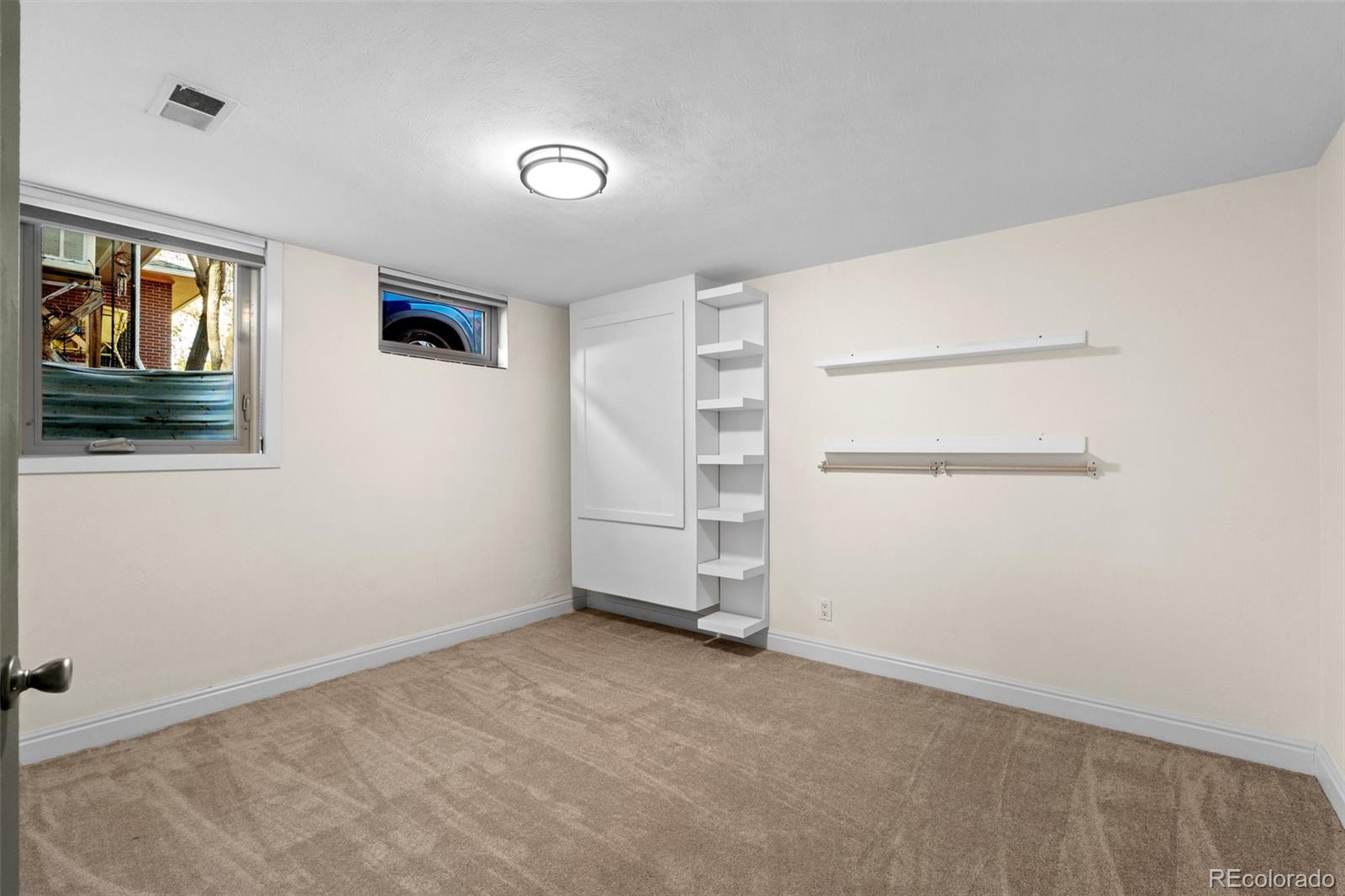 2985 S Downing Street