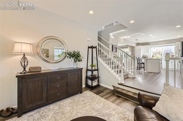 2087 Coach House Loop