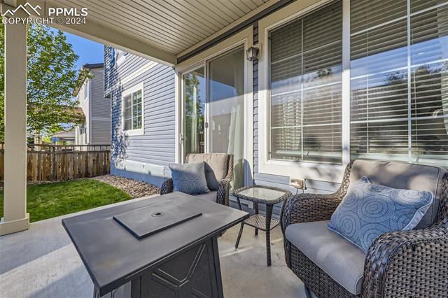 2087 Coach House Loop