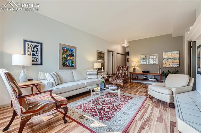 514 Observatory Drive