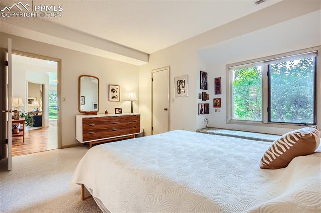 514 Observatory Drive