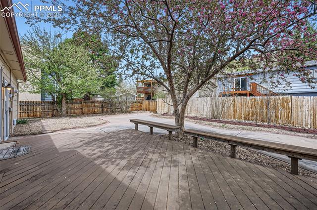 6145 Pemberton Way