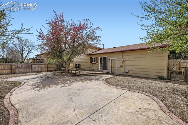 6145 Pemberton Way