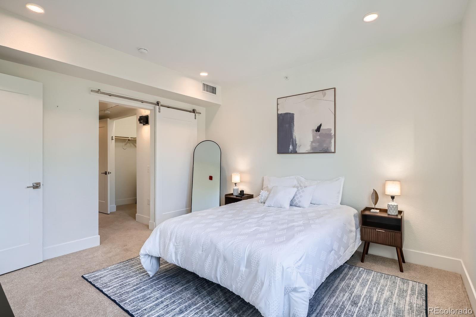 431 E Bayaud Avenue Unit: R304