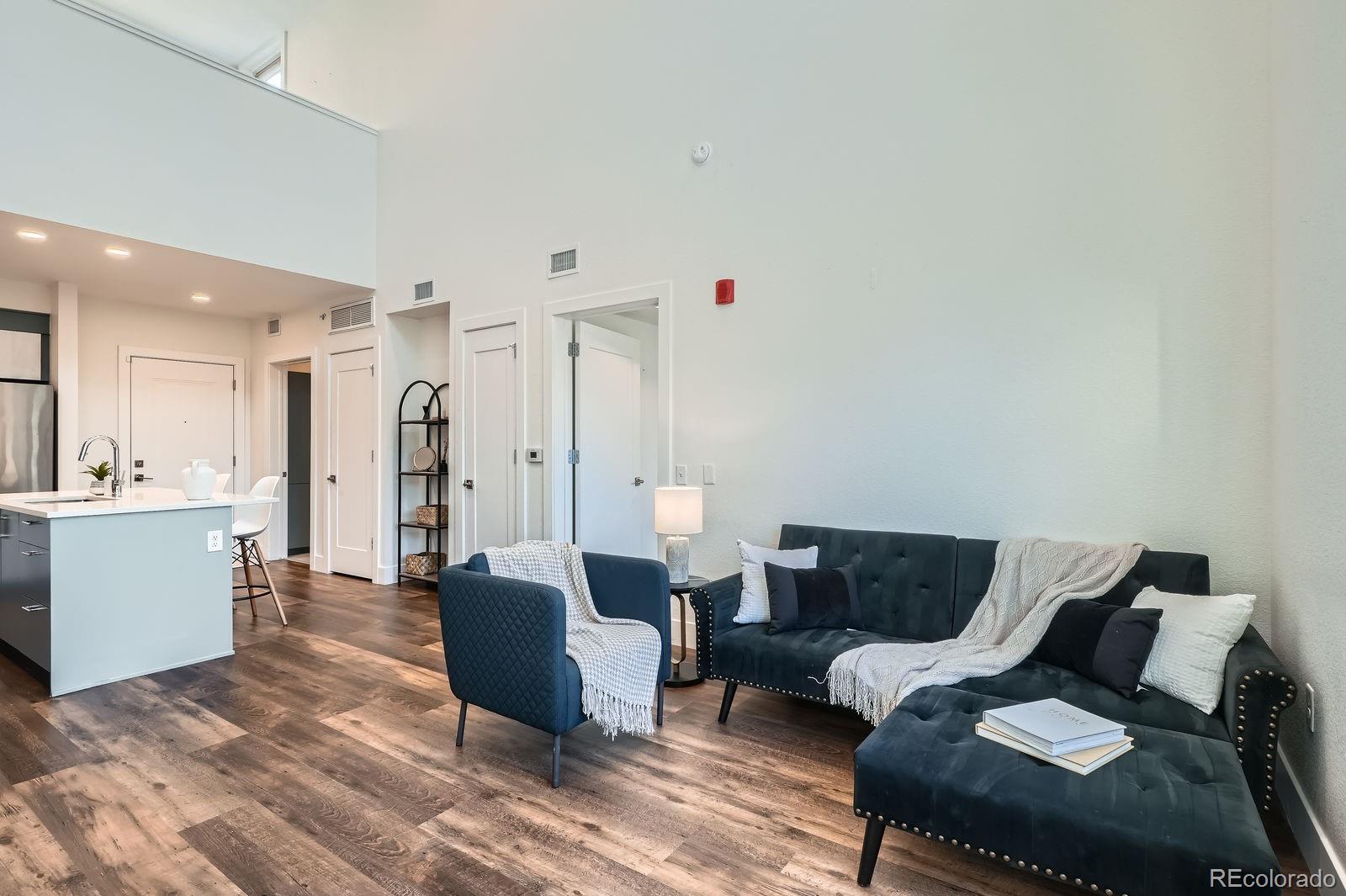 431 E Bayaud Avenue Unit: R304