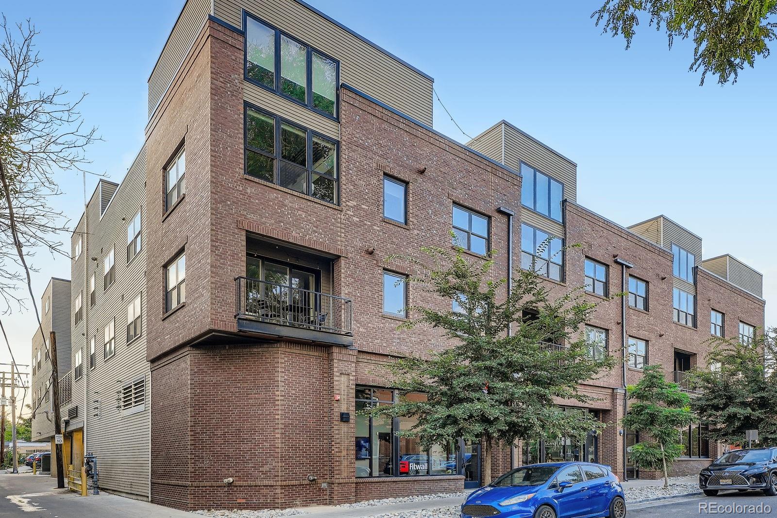 431 E Bayaud Avenue Unit: R304