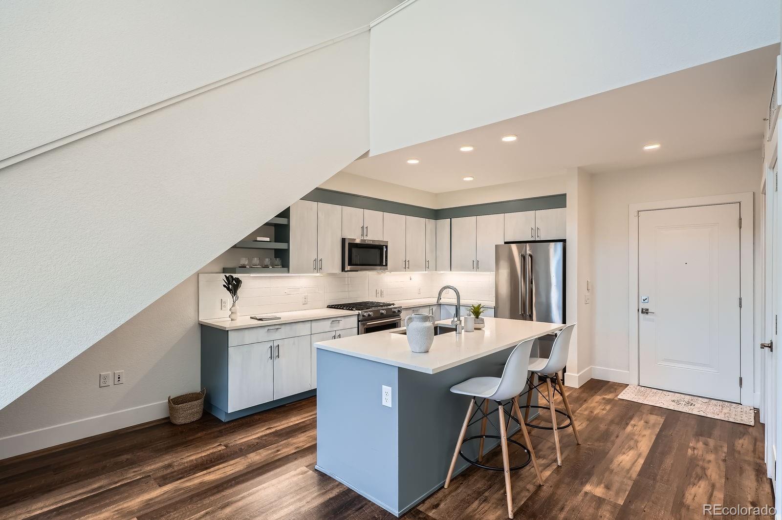 431 E Bayaud Avenue Unit: R304