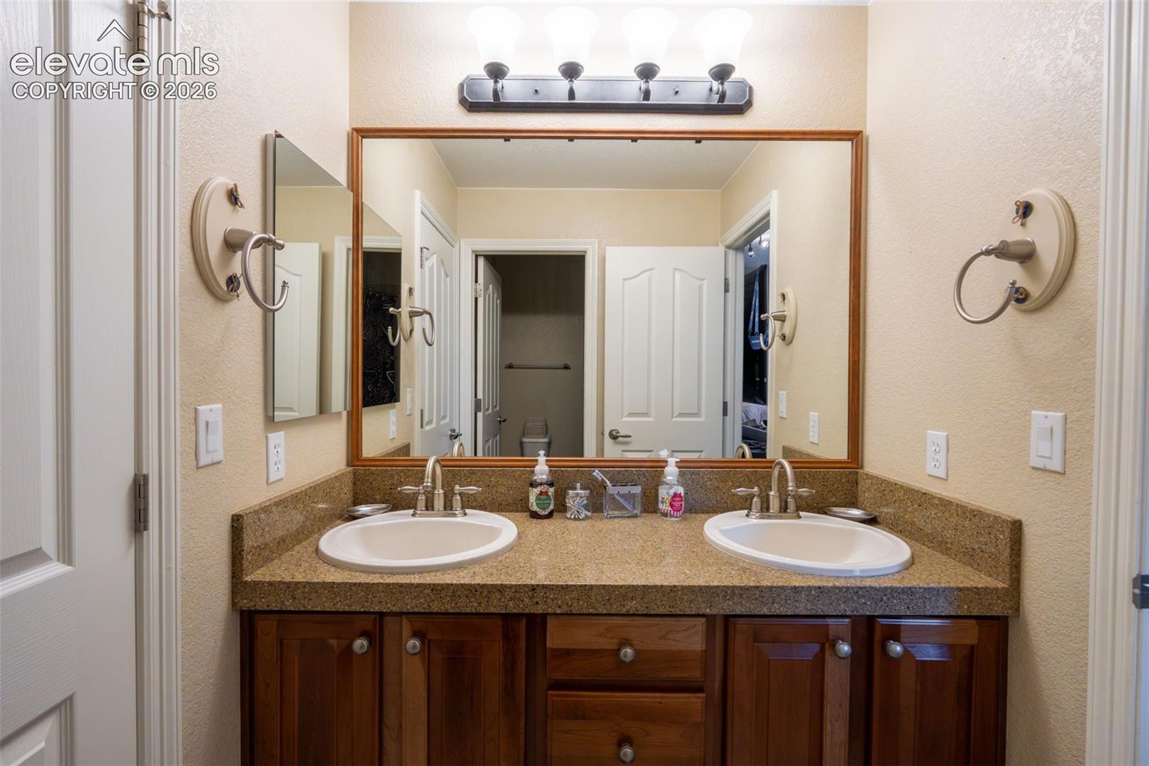 2385 Antelope Ridge Trail