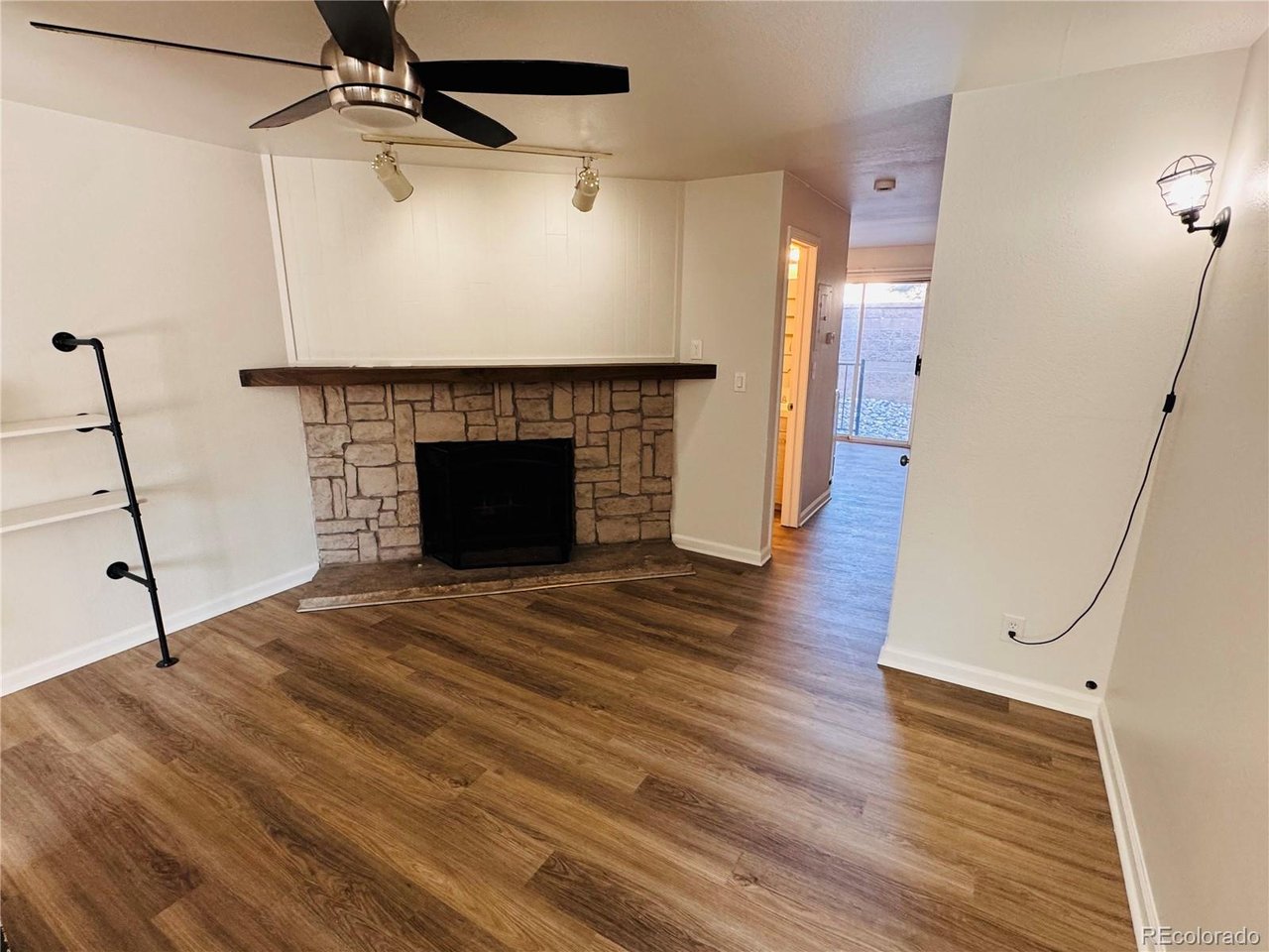 61 S Sable Blvd C12